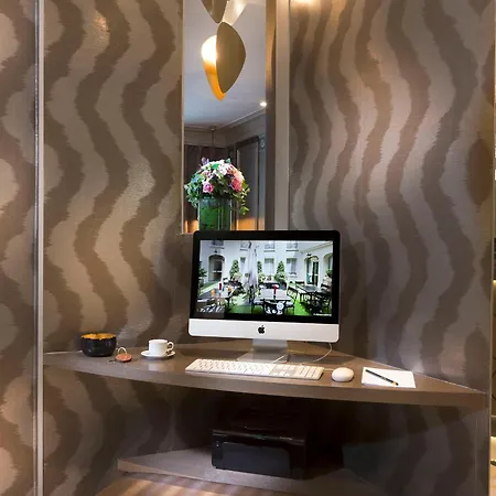 Hotel Elysées Union Parigi