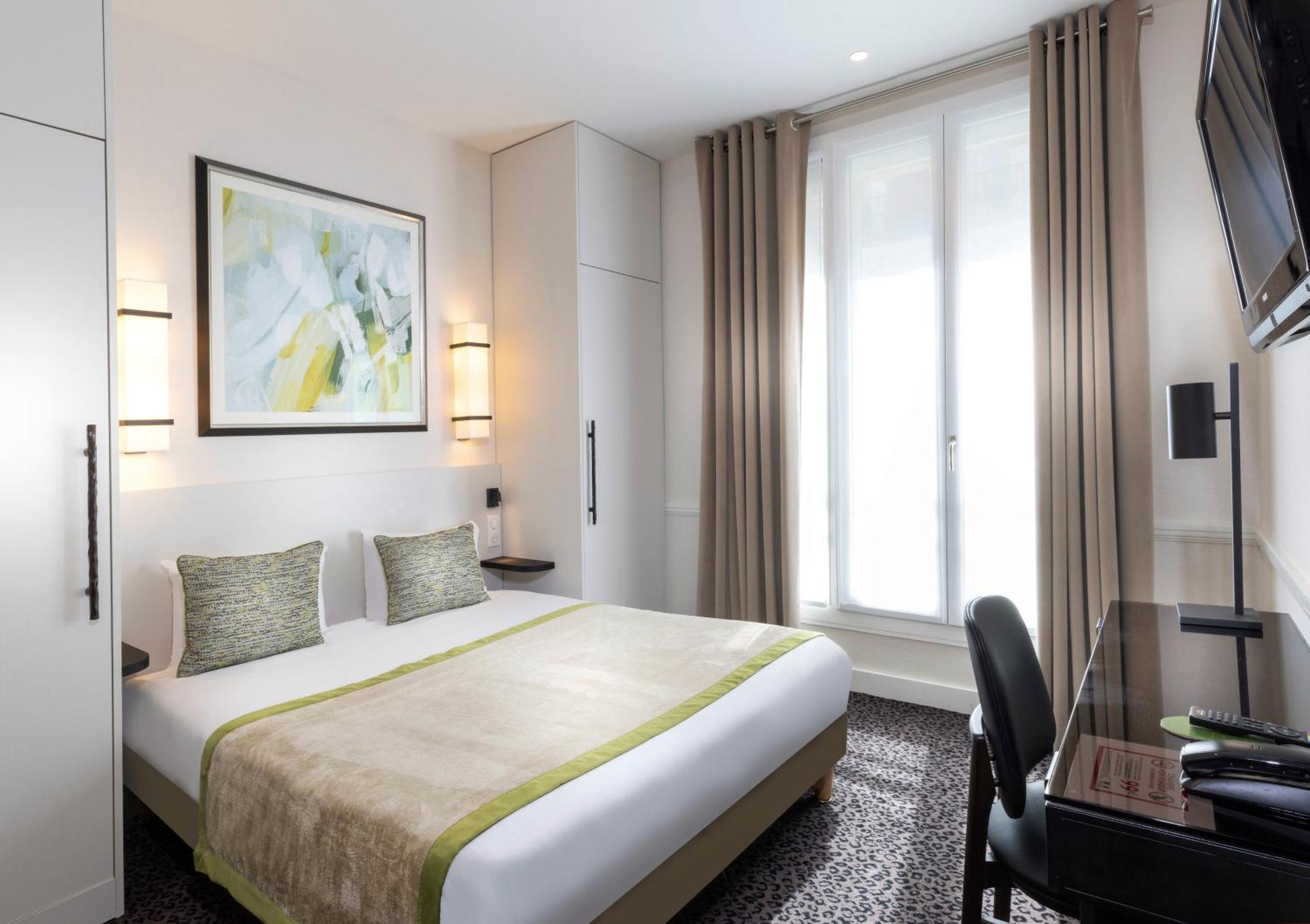 Hotel Elysées Union 3*