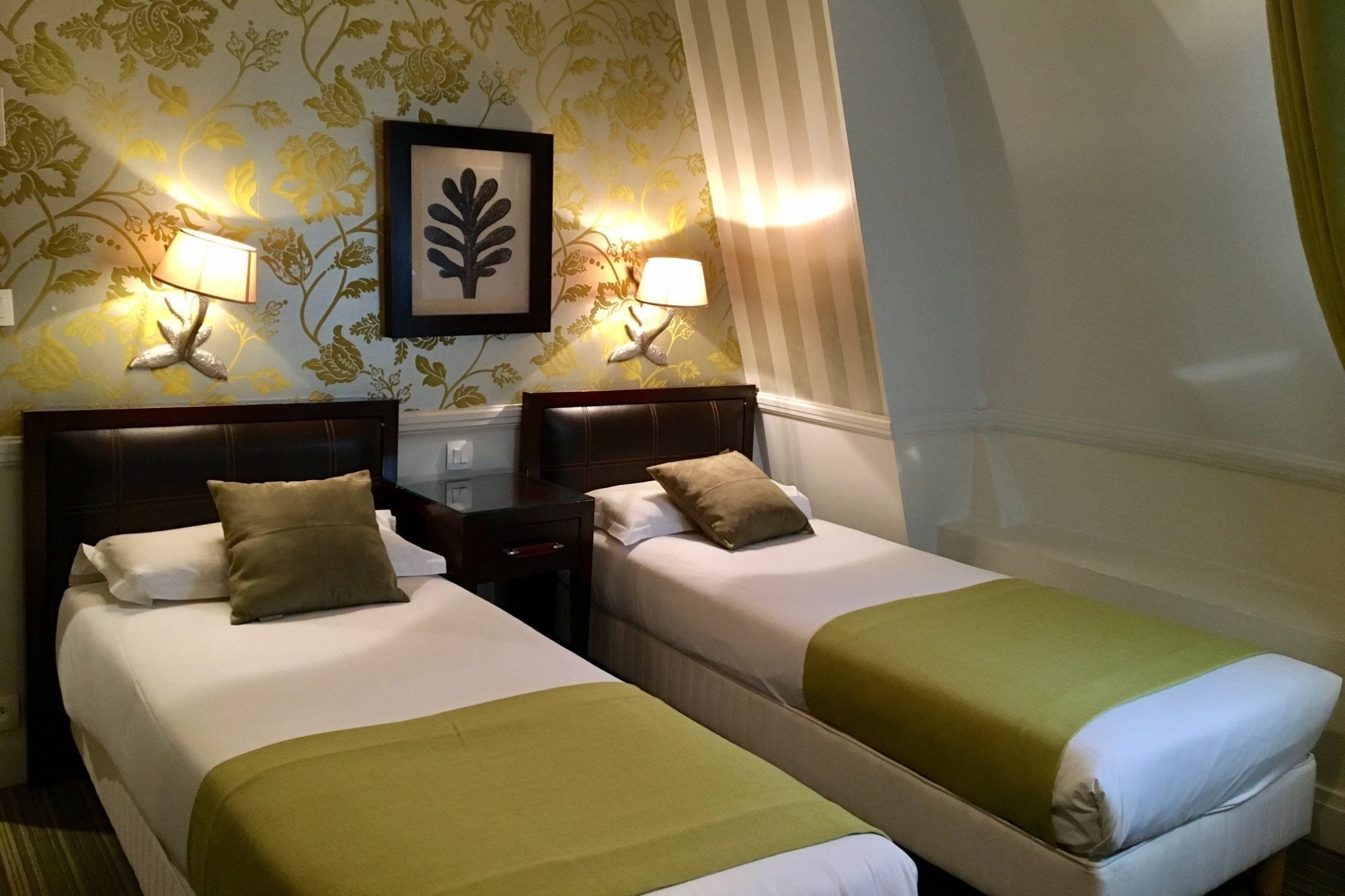 Elysées Union Hotel Parigi